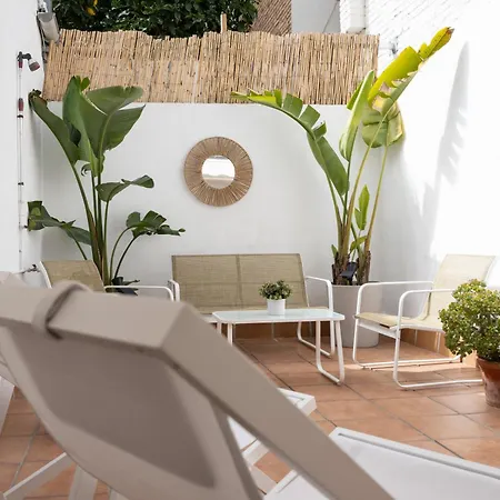 Stylish Apartment With Terrace For Couple Or Family Barcelona Exterior photo